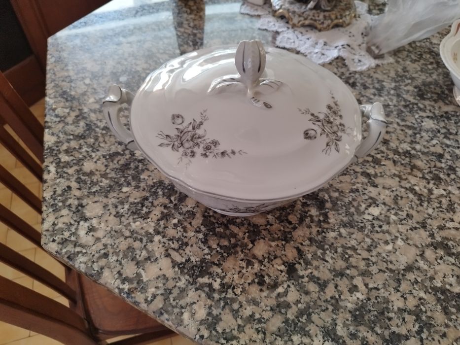 Terrina Artibus antiga