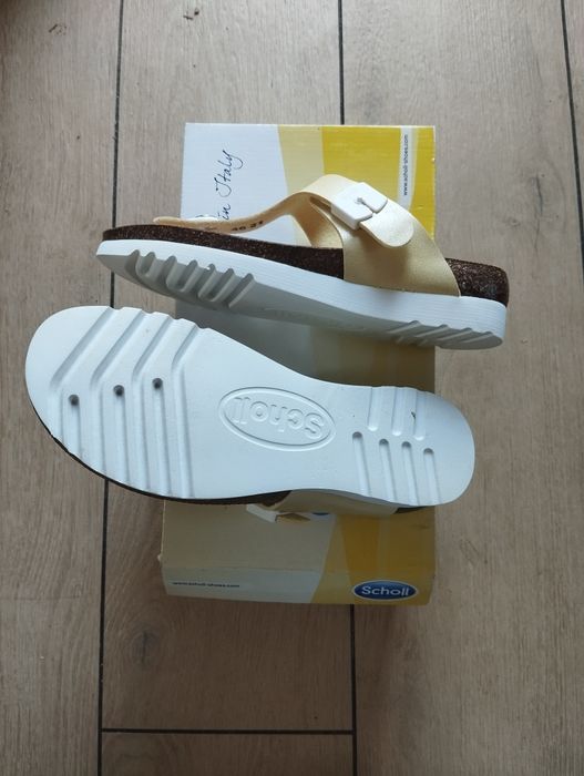 Nowe klapki japonki Scholl 38