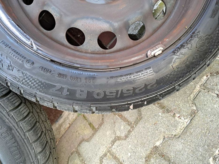 Komplet kół zimowych BMW X1  opony Continental TS810S 225/50R17 94H