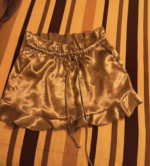 Calcoes de festa Mango M