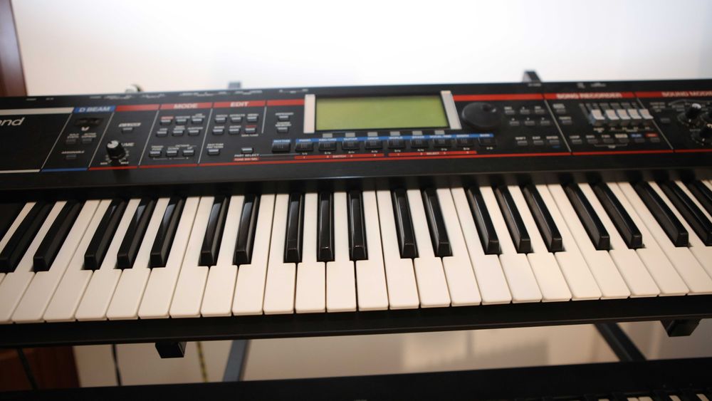 Teclado Roland, Juno G (Defeito no visor)