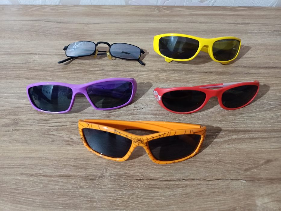 Продам детские солнцезащитные очки