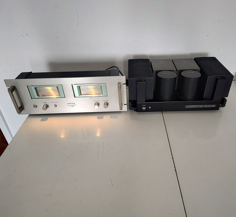 Diatone DA-A10DC , DA-M15  . końcówka mocy .