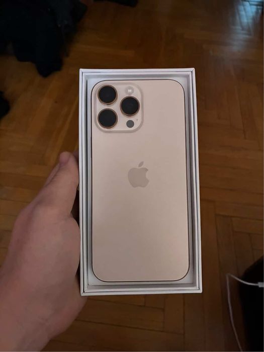 Продається заблокований APPLE IPHONE 16 PRO MAX 256