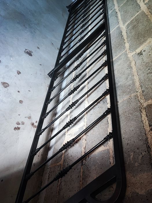 Sprzedam poręcz balustradę kutą  na schody