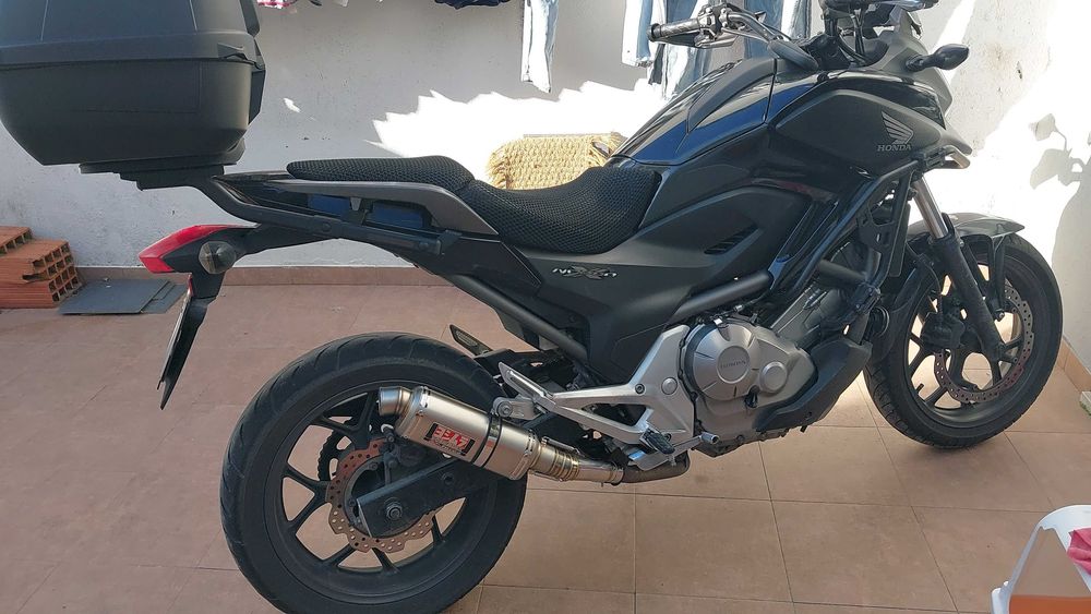 Honda NC700X c/ extras