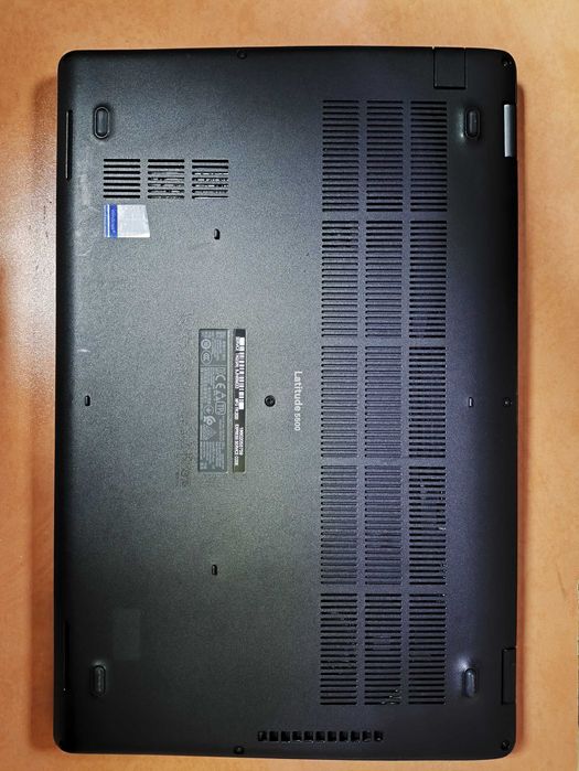 Современный производительный Dell Latitude 5500 i5-8365U 16/256Gb