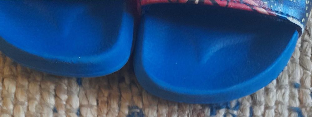 Sandálias marvel 24.25