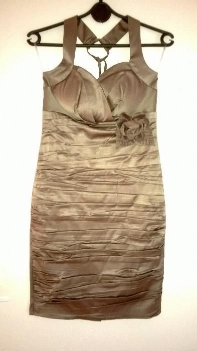 sprzedam sukienki na różne okazje