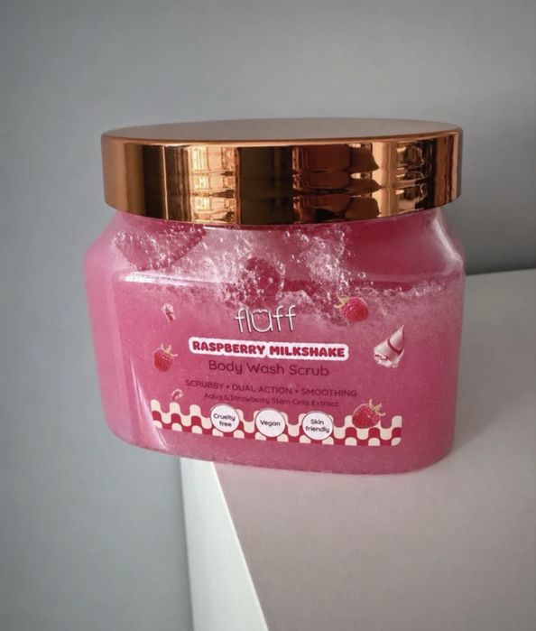 Fluff Raspberry Milkshake Body Wash Scrub 350 ml NOWY