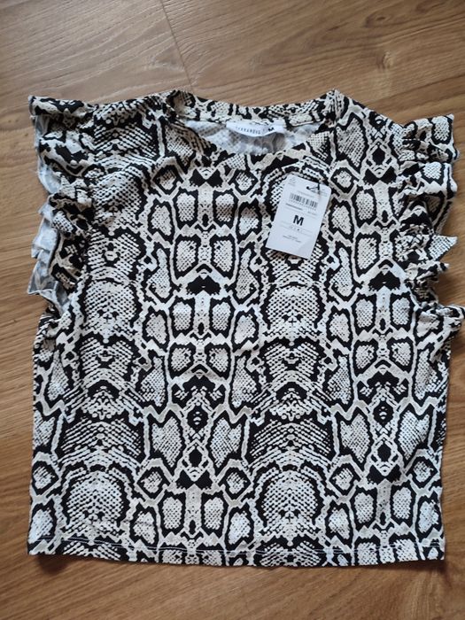 Укорочена футболка Terranova