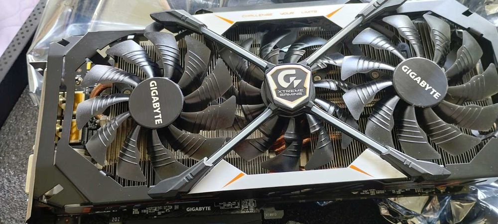 •	Видеокарта Gigabyte GTX 1080 серии Xtreme Gaming 8 Gb.