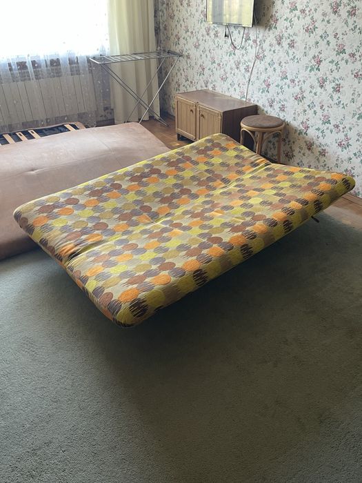 Диван книжка б/у