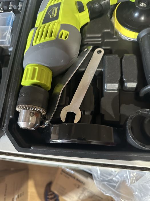 Wiertarko-wkrętarka udarowa DEWINNER Drill 710W