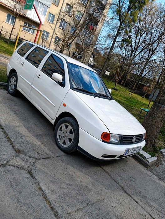 Volkswagen polo Universal