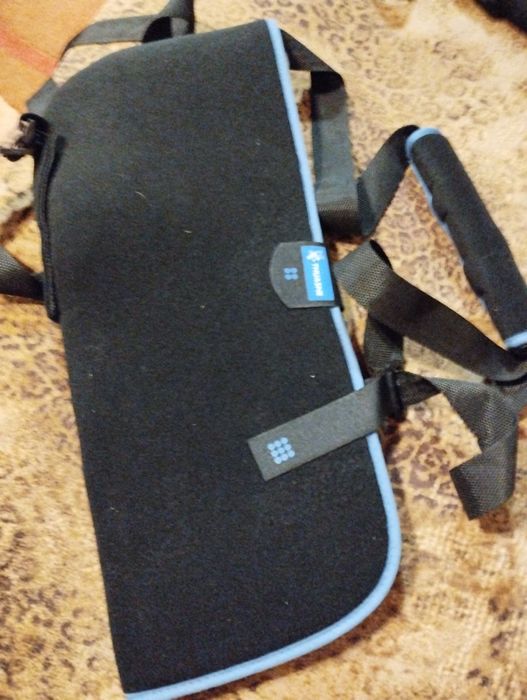 Бандаж для руки великий розмір і малий.