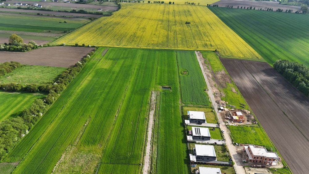 Działka 1200 m2, woda, prąd, wydane WZ