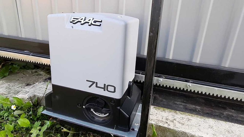 Китайская автоматика для откатных ворот, Привод ворот откатных