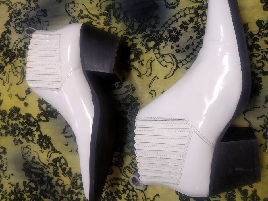 Botki Mango Białe kowbojki damskie rozmiar 40/39 skóra Mango Portugal