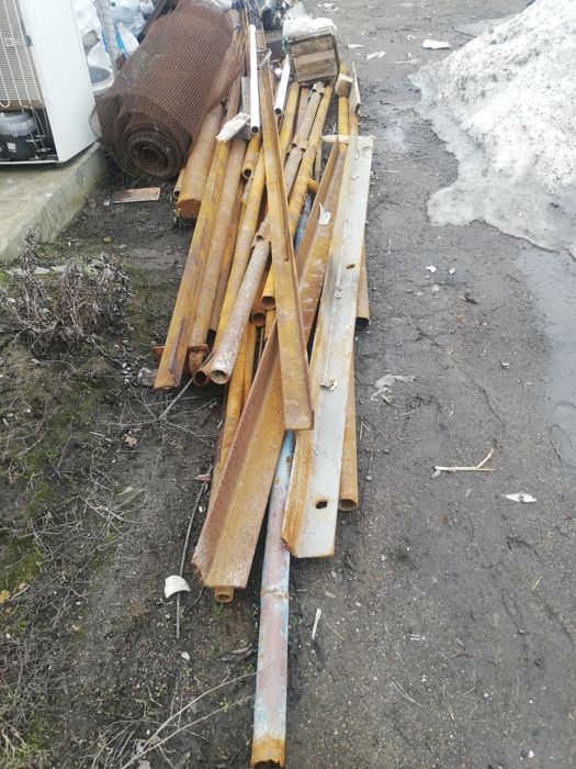 Продам трубу, уголок, арматуру