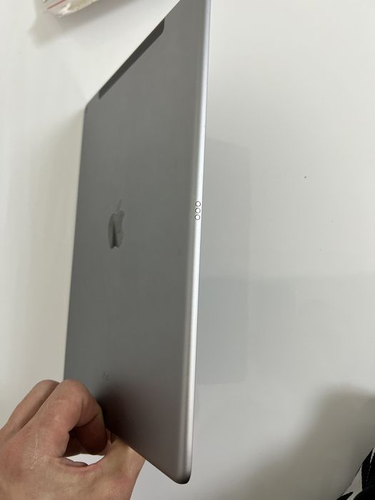 iPad 12.9 pro 256gb