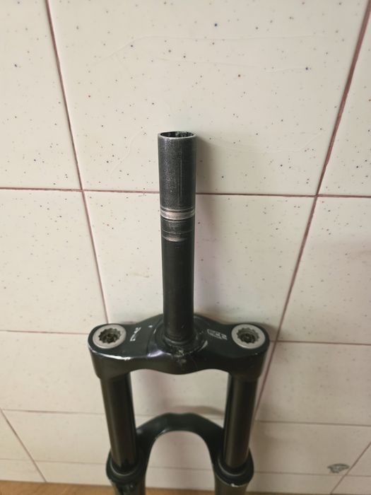 Marzocchi rc2 single crown