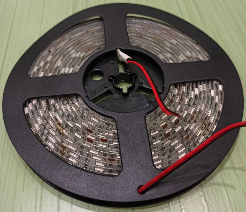 Стрічка світлодіодна SMD 5050, 60 LEDs/m, 14.4W/m, 12V, White, IP65