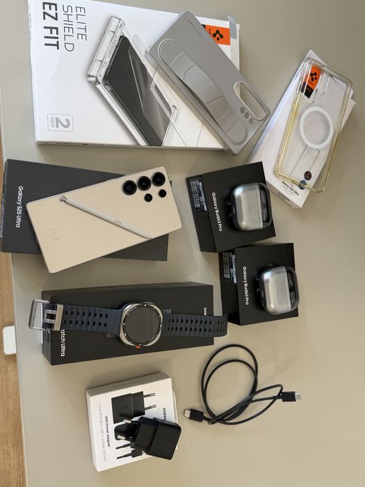 Samsung S25ultra+galaxy watch ultra+buds 3 pro+carregador
