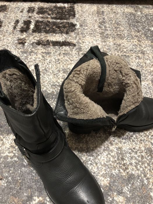 Жіночі шкіряні сапоги