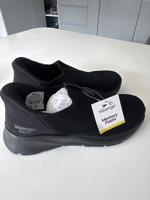 Skazenger buty damskie wsuwane rozmiar 39