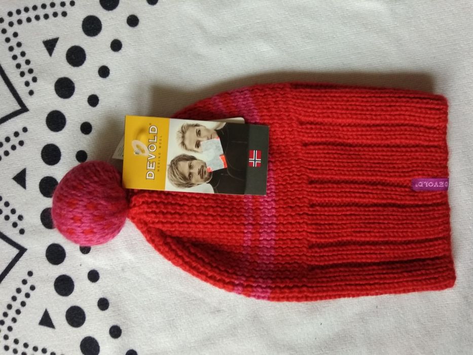 Nowa zimowa czapka 58 cm 100% Virgin wool Merino wool Devold