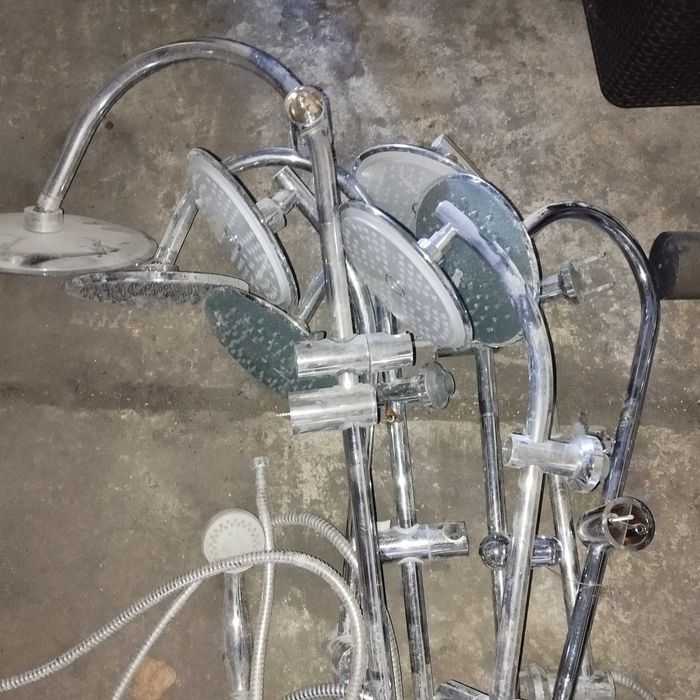 2 sztuki ścianki prysznicowe gratis deszczownice