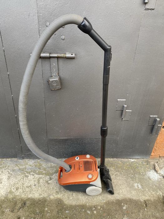 Продам пилісос SAMSUNG (1800w)