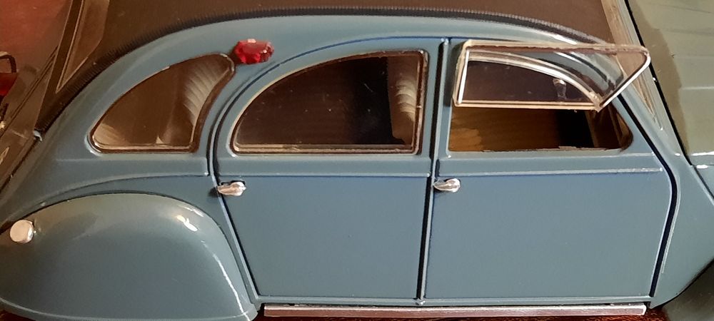 Citroen 2CV Solido escala 1/17 die-cast