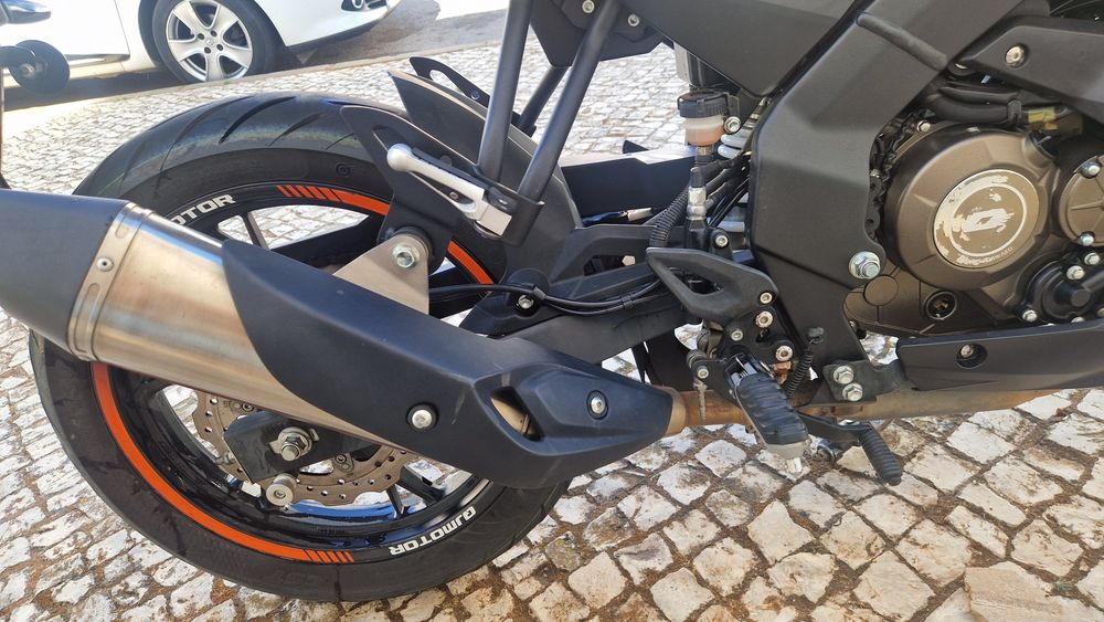 QJMOTOR 125 SRK S 06/2025 Acidentada em 07/2026 com 80% de aproveitamento das peças.