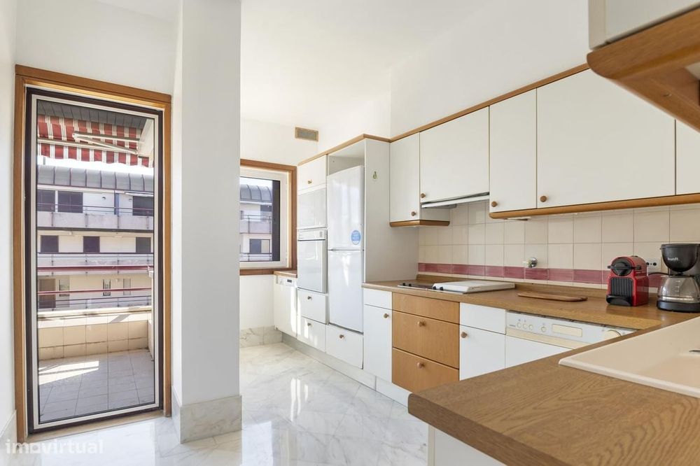 Apartamento T2 com jardim, Estoril, Cascais