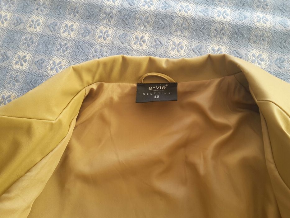 Casaco imitação de pele como novo