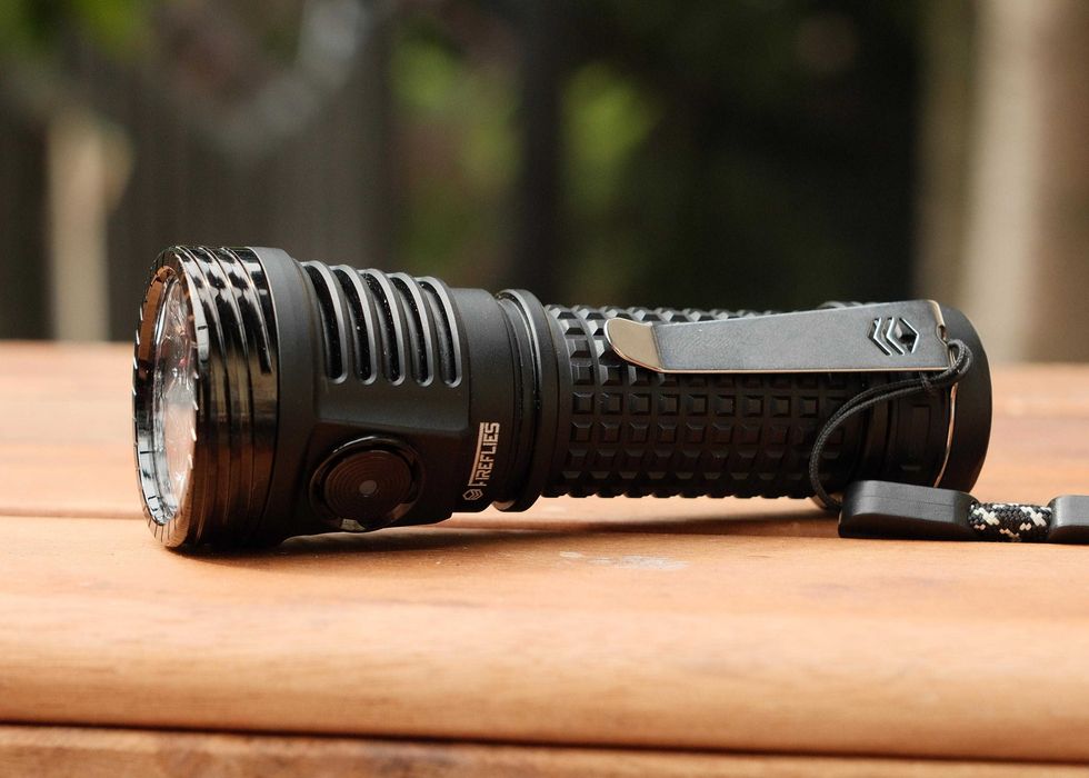 Latarka Fireflylite FFL E04 Surge - custom build