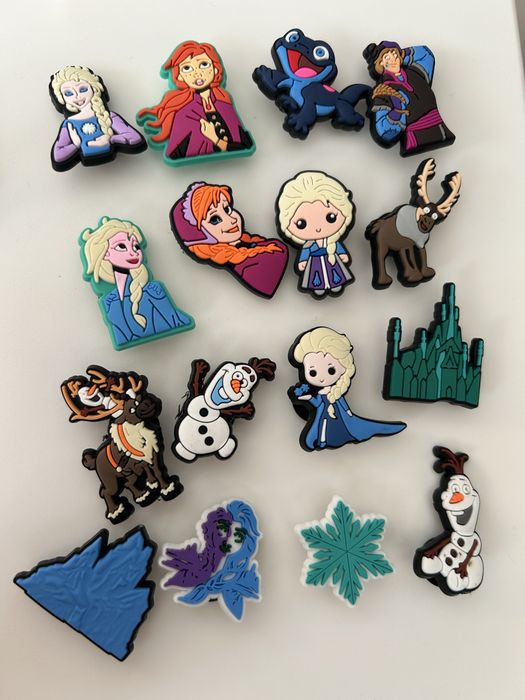 Kraina lodu frozen przypinki do butow crocs ozdoby