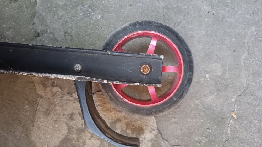 Трюковой самокат