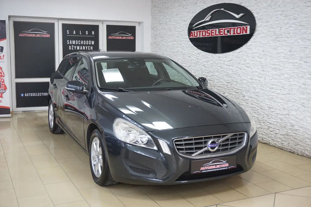 Volvo V60 2.0D3 163KM! 2011r! PDC! Klima! LED! 6bieg! Bluetooth! City Safety!