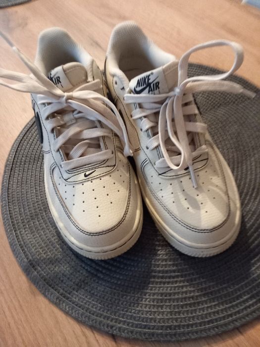 Nike air force beżowe