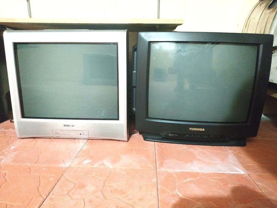 Продам телевизоры 21" для дачи кухни гаража