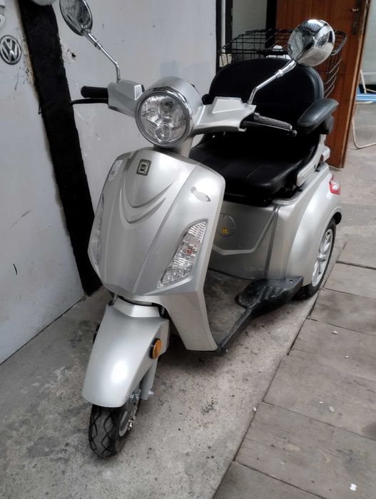 Skuter elektryczny wózek inwalidzki