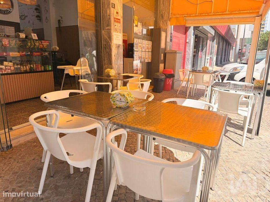 Café / snack-bar em Quarteira de 145,00 m2