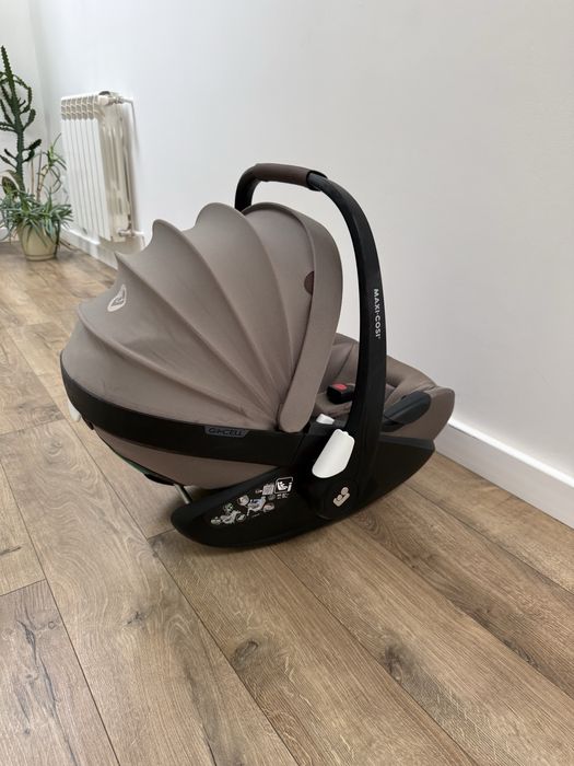 Fotelik Maxi Cosi Pebble 360 Pro2 - Twillic Truffle