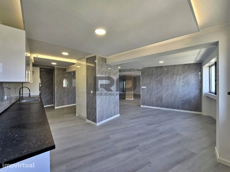 Apartamento T4 totalmente renovado — São Vicente, Braga