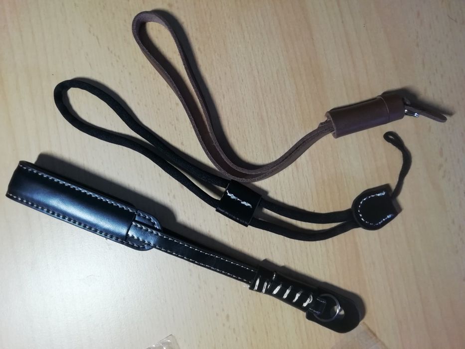Hand Strap/ Alça de mão para máquinas digitais