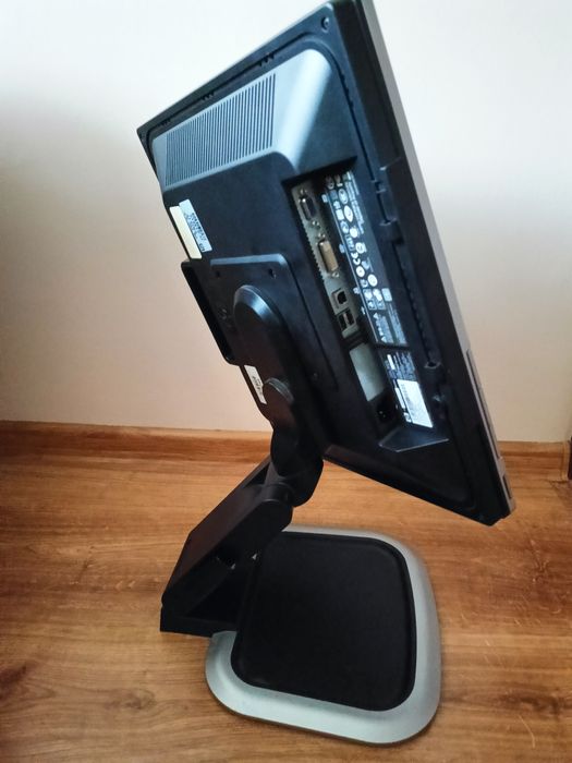 Ekran / Monitor HP 19" L1950g