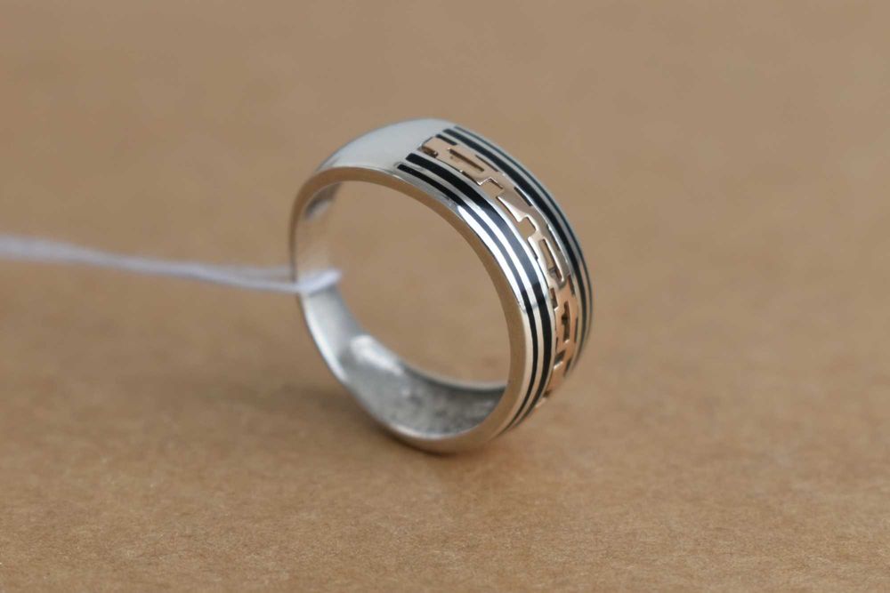 Кольцо серебро, золото, эмаль. 18,5